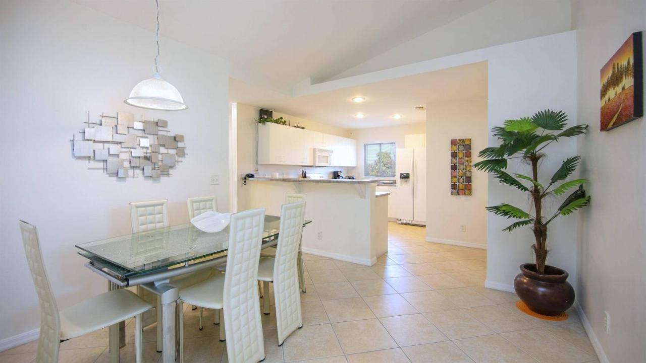 קייפ קורל !New! Villa Waterview מראה חיצוני תמונה