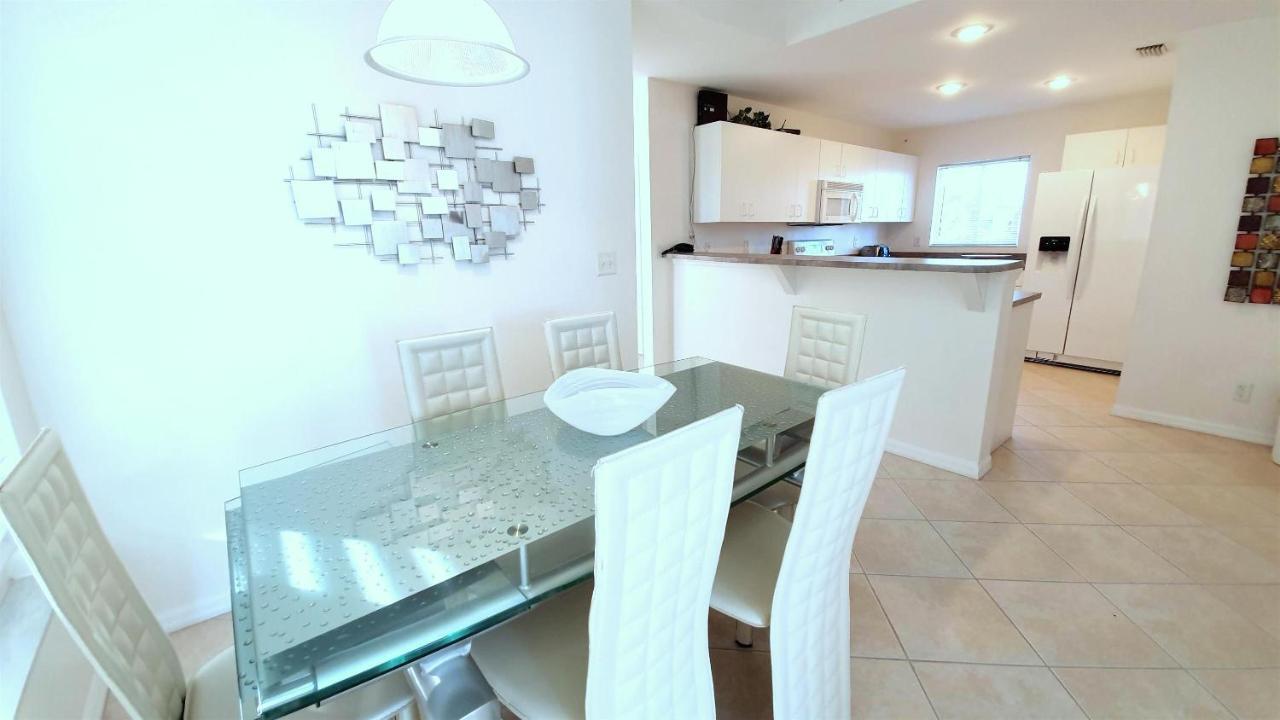 קייפ קורל !New! Villa Waterview מראה חיצוני תמונה